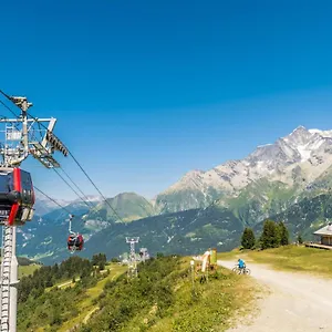 Résidence Le Schuss. 2 Pièces 4 Personnes. Appartement Les Contamines-Montjoie